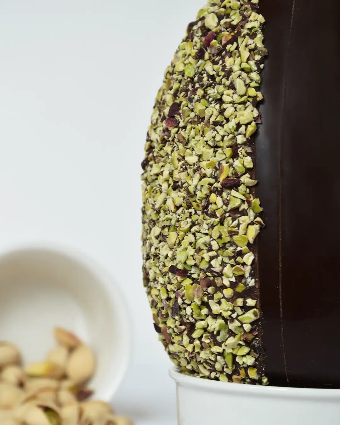 Uovo double face al pistacchio e cioccolato fondente bio - immagine 2